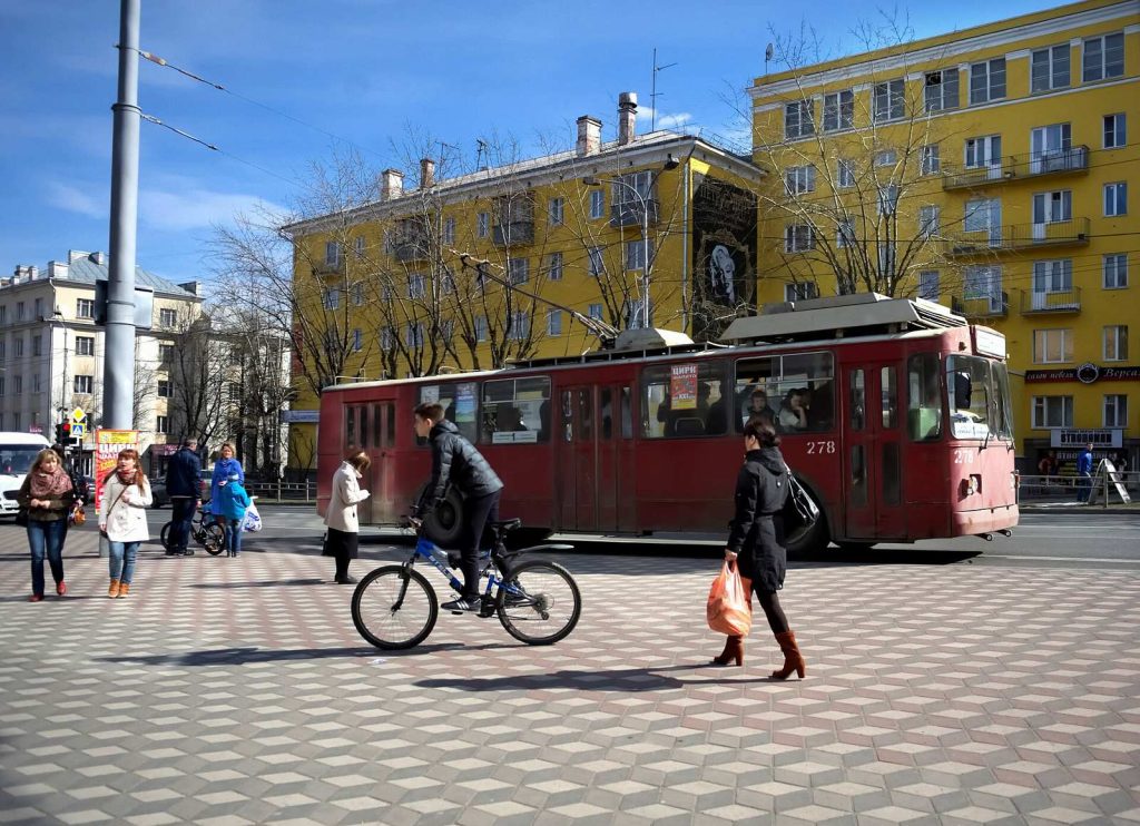 Троллейбус в центре Петрозаводска